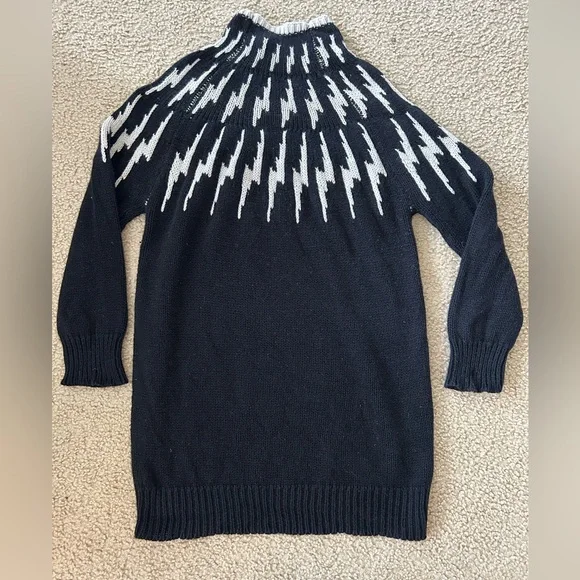 525 America Black and White Turtleneck Sweater - Picture 6 of 8